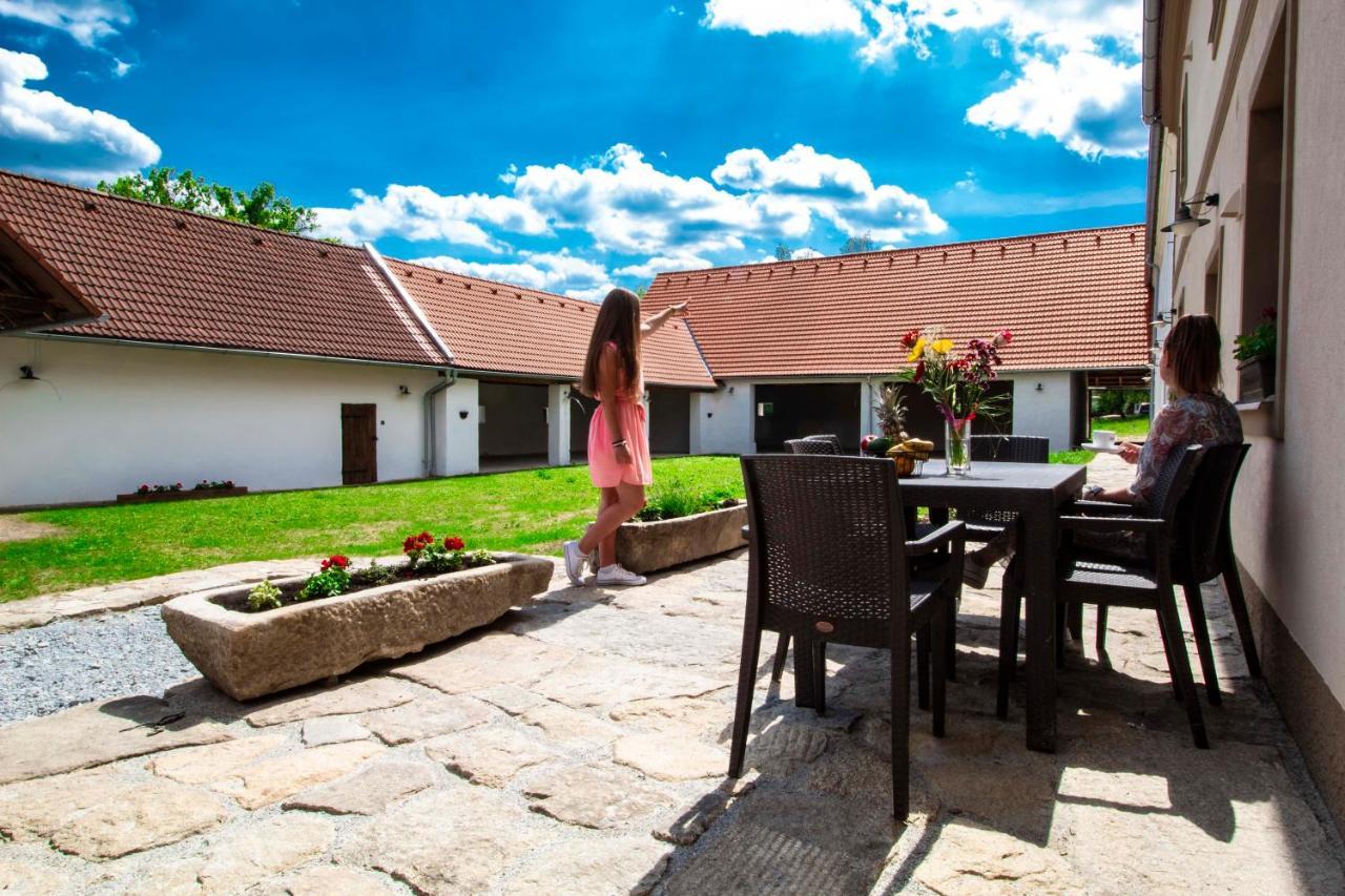 Residence Klazary U Zumberka Kamenna Ngoại thất bức ảnh